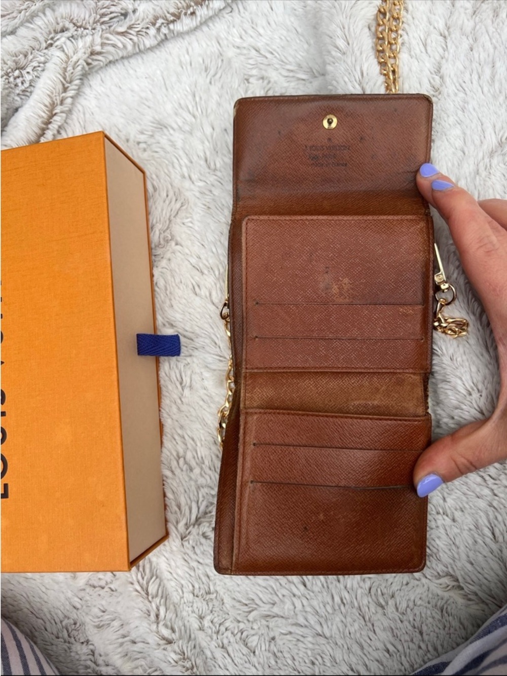 Louis Vuitton Monogram Mini Wallet with Gold Chain - Brown - Picture 6 of 9